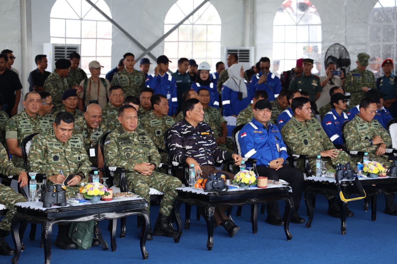 Panglima TNI Dampingi Menhan RI Saksikan Uji Penembakan Torpedo Kapal Selam Otonom Buatan Anak Bangsa