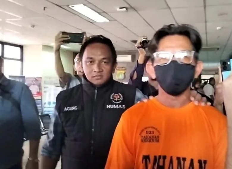 Kasus Cabul Oknum Guru SMPN 13 Kota Bekasi Sudah Tahap Satu (1)