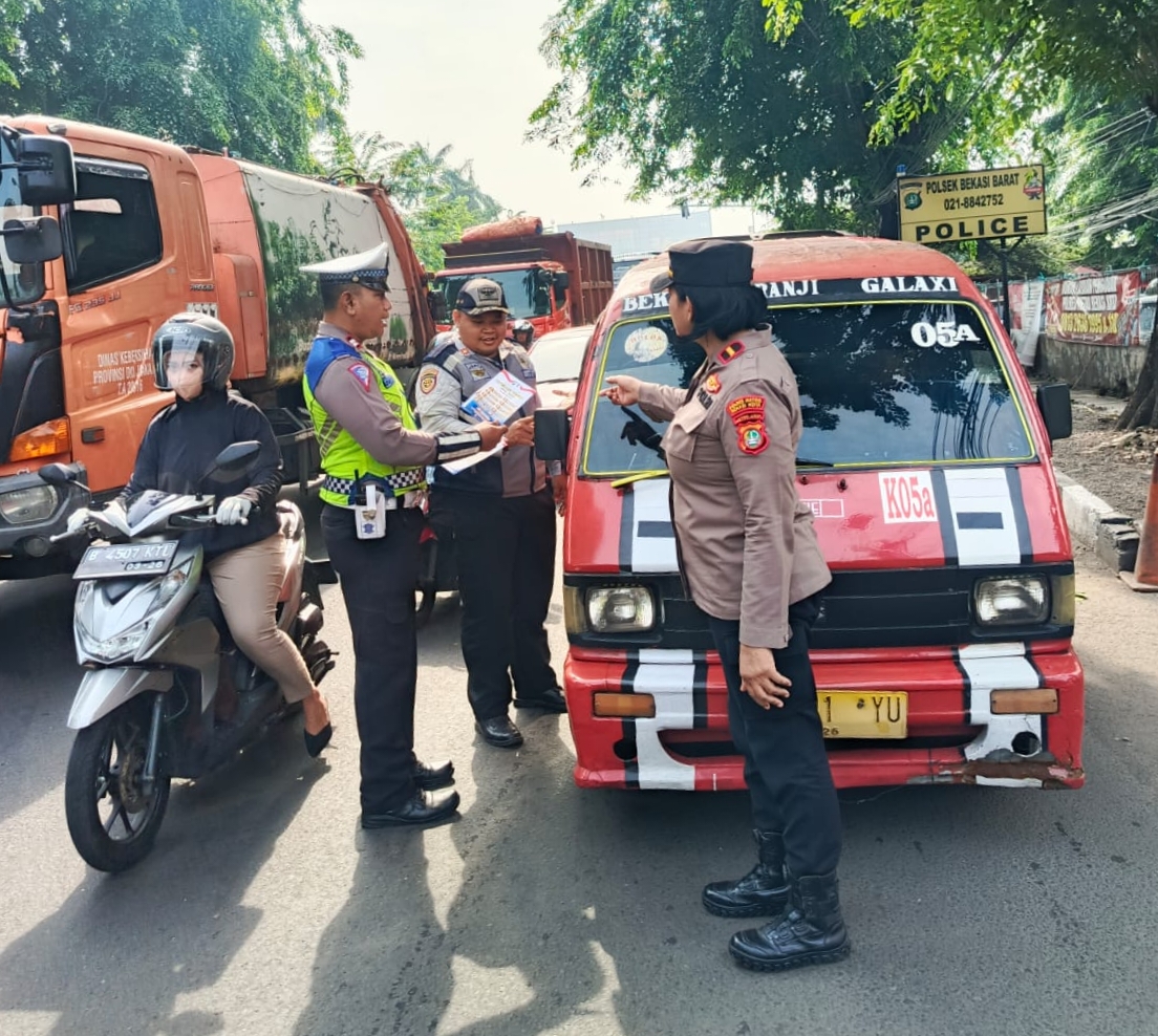 Secara Humanis dan Tegas, Polsek Bekasi Barat Gelar Operasi Zebra Jaya 2025