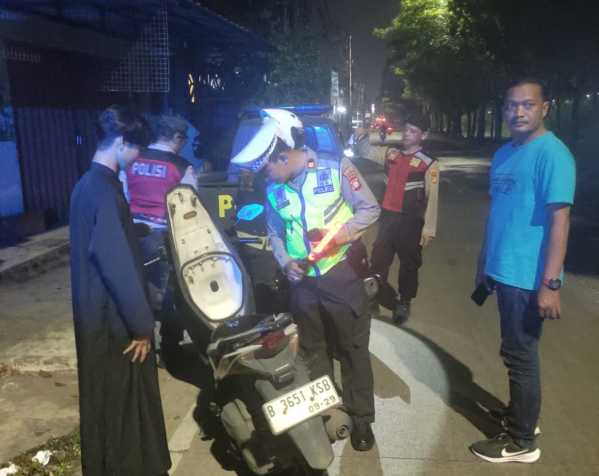 Razia Stasioner dan Patroli Polsek Bekasi Barat Berikan Rasa Aman bagi Masyarakat