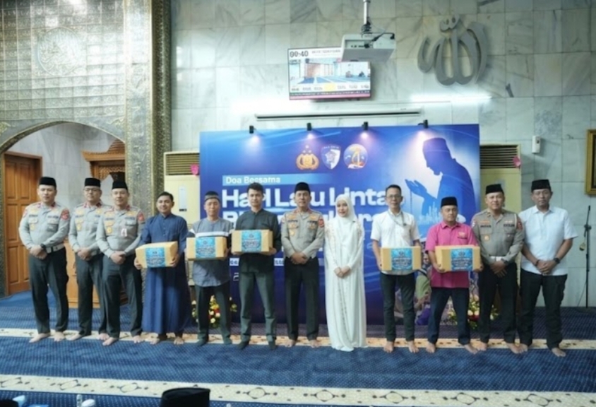 Korlantas Polri Gelar Doa Bersama Ojol dan Santuni Anak Yatim se-Jabodetabek, Perkuat Kepedulian dan Persaudaraan